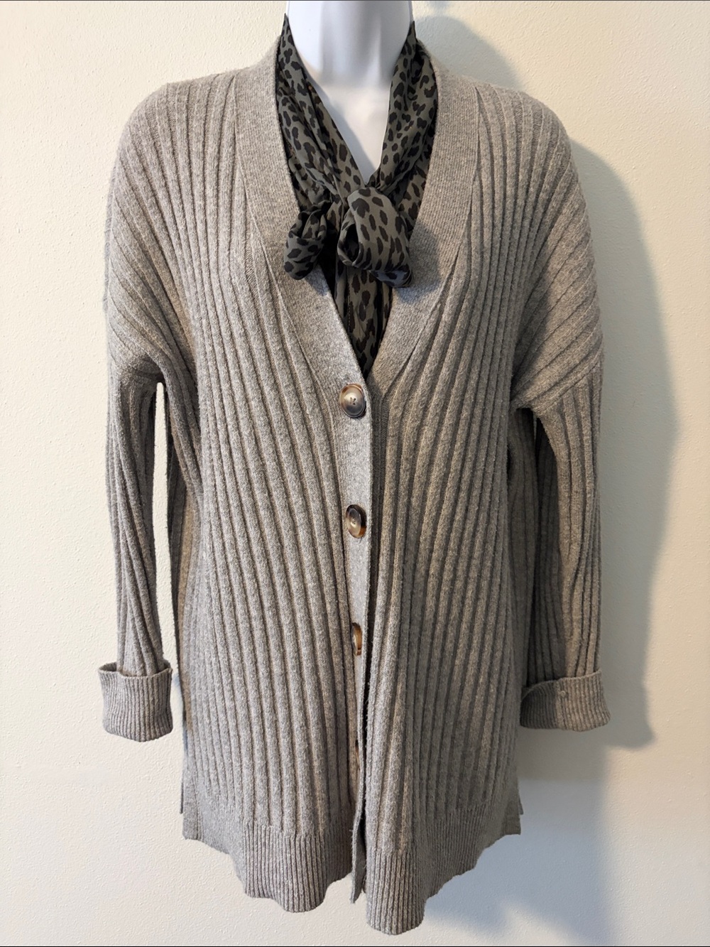 LOFT Gray Ribbed V-Neck Button-Front Cardigan